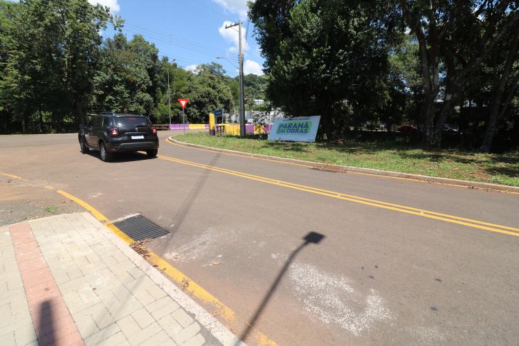 R$ 1 bilhão em pavimentação Asfalto Novo, Vida Nova transforma as pequenas cidades