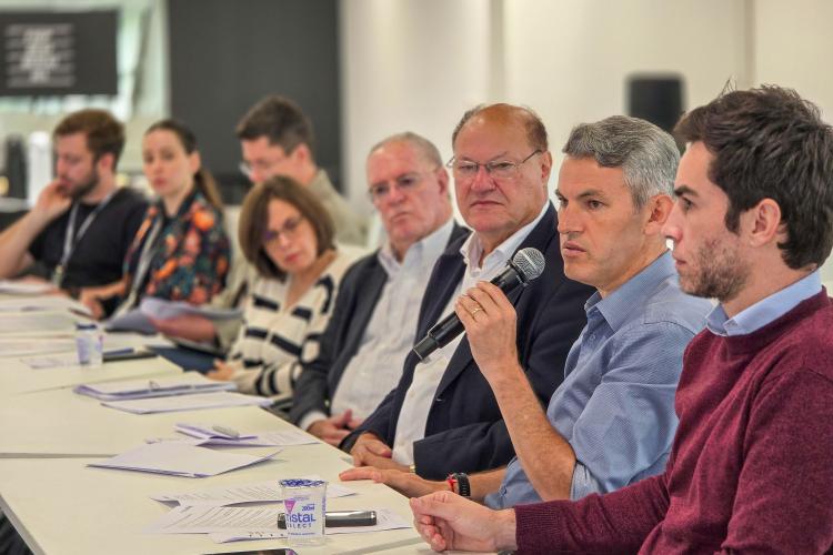 AMEP recebe propostas da FIEP sobre o Plano de Desenvolvimento da RMC