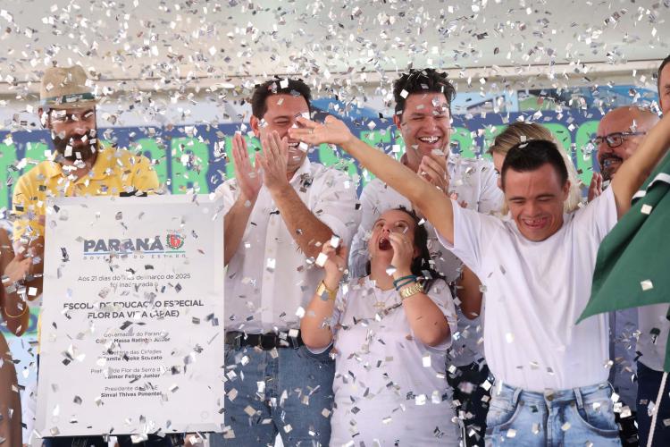 Fim do improviso: Ratinho Junior inaugura nova APAE de Flor da Serra do Sul