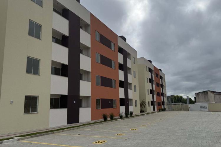 Com apoio do Casa Fácil Paraná, famílias de Araucária conquistam imóveis próprios