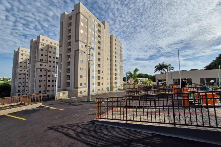 Cohapar entrega 288 apartamentos a famílias de Maringá