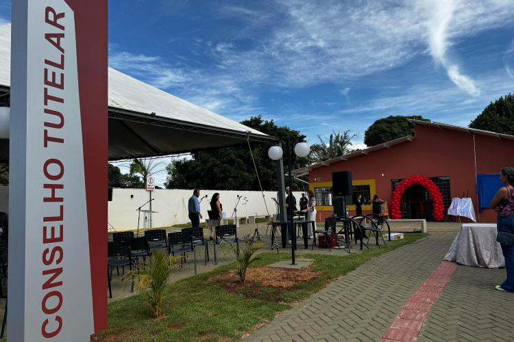 Governo do Estado entrega sede própria do Conselho Tutelar em Rolândia