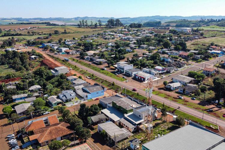 Governo amplia investimento em Barracões Industriais que beneficiam 80 Municípios