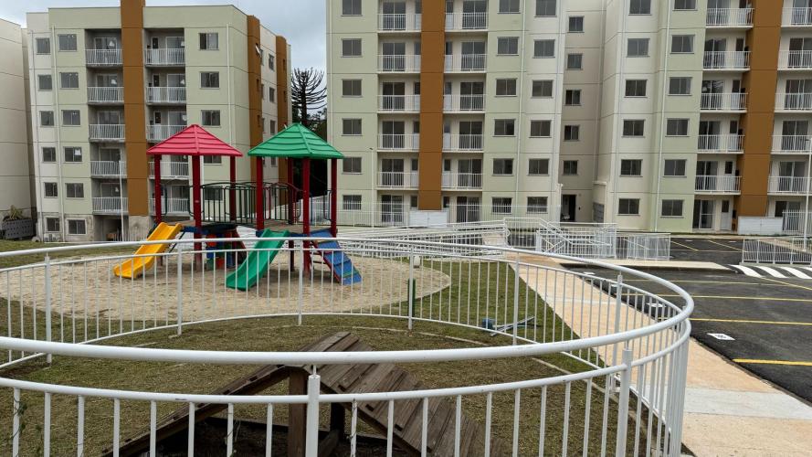 Recursos estaduais ajudam 144 famílias de Almirante Tamandaré a conquistarem a casa própria