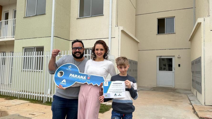 Recursos estaduais ajudam 144 famílias de Almirante Tamandaré a conquistarem a casa própria