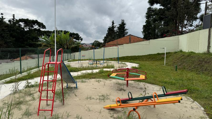 Recursos estaduais ajudam 144 famílias de Almirante Tamandaré a conquistarem a casa própria