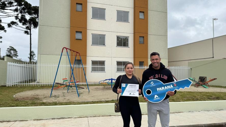 Recursos estaduais ajudam 144 famílias de Almirante Tamandaré a conquistarem a casa própria