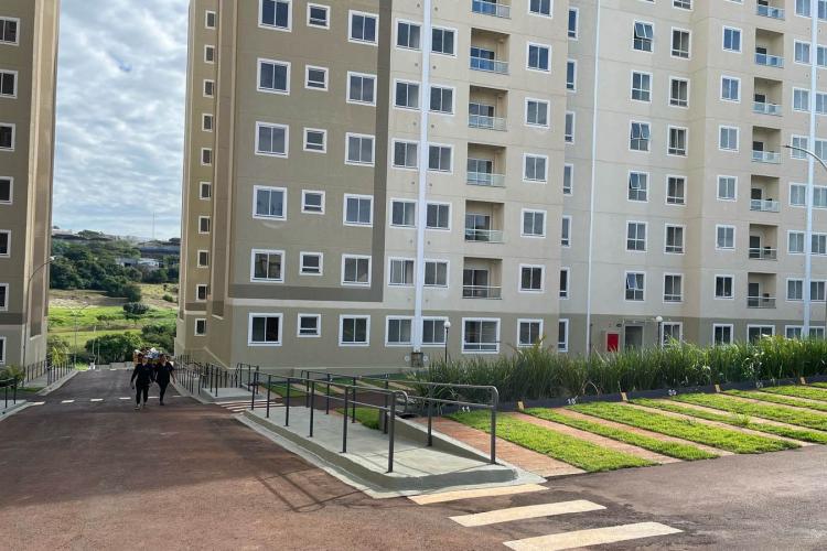 Novo residencial com 360 apartamentos é entregue em Londrina com apoio do Estado