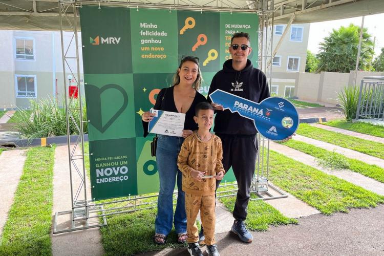 Novo residencial com 360 apartamentos é entregue em Londrina com apoio do Estado