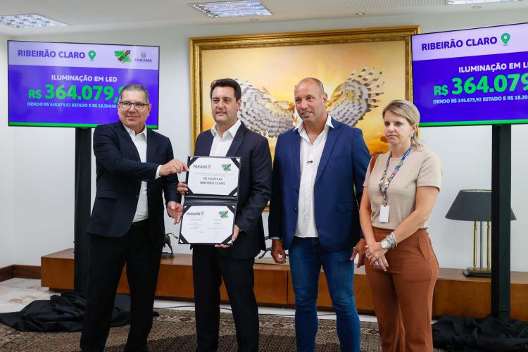 Ratinho Junior libera mais R$ 33,6 milhões para nove cidades