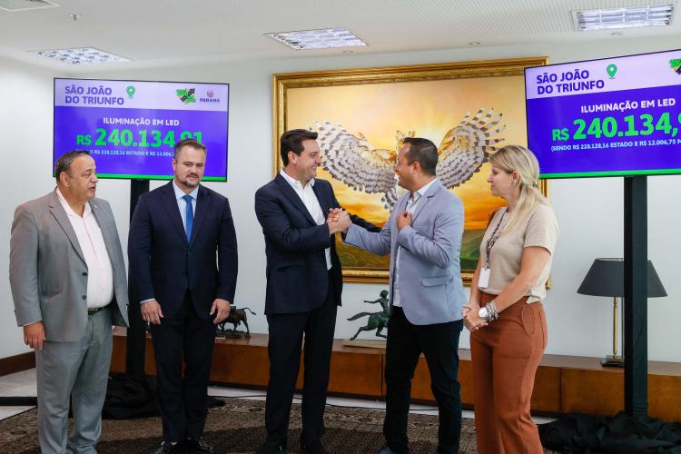 Ratinho Junior libera mais R$ 33,6 milhões para nove cidades