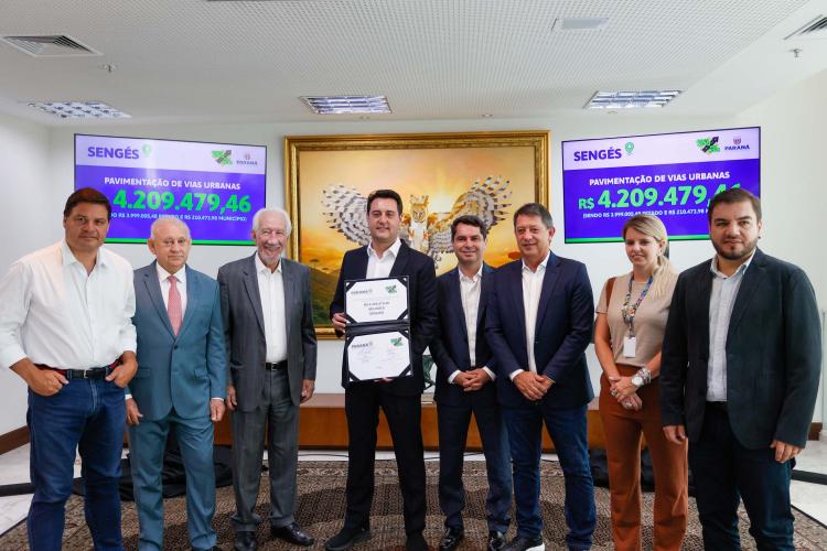 Ratinho Junior libera mais R$ 33,6 milhões para nove cidades