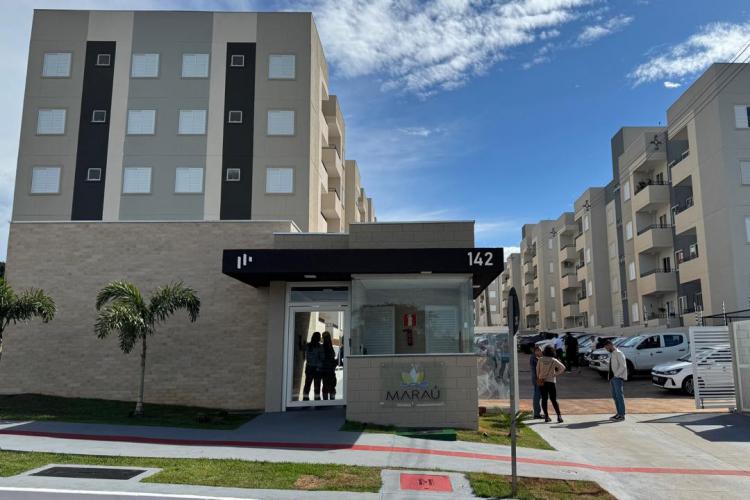 Com mais de R$ 2 milhões do Casa Fácil, 200 apartamentos são entregues em Maringá
