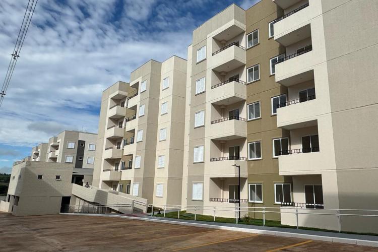 Com mais de R$ 2 milhões do Casa Fácil, 200 apartamentos são entregues em Maringá