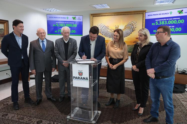 Governo libera mais R$ 36,5 milhões para o Asfalto Novo, Vida Nova em nove Municípios