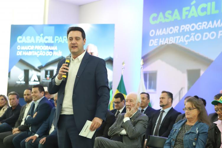 Estado vai investir mais R$ 100 milhões para regularizar 50 mil imóveis em todo o Paraná