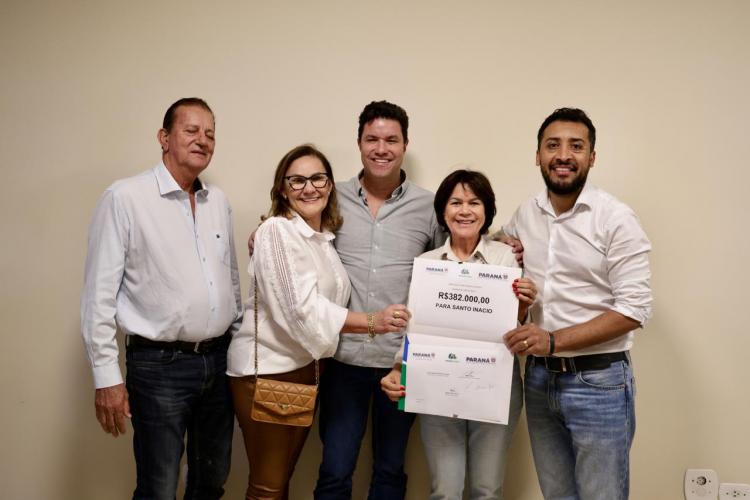 Vale do Ivaí tem homologadas três licitações para recape, equipamentos de informática e ampliação de Praça