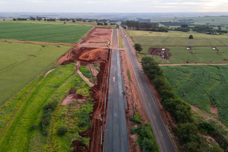 Ângulo e Flórida têm pavimentações avançadas no Asfalto Novo, Vida Nova