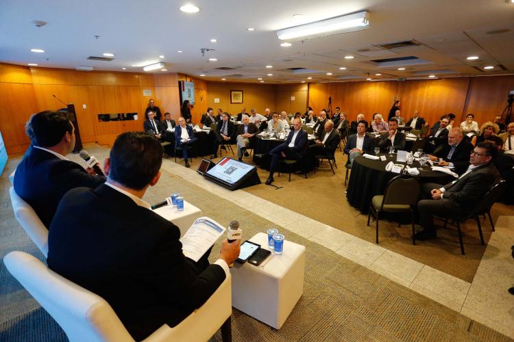 Em São Paulo, governador apresenta programa habitacional do Estado e bons números da economia