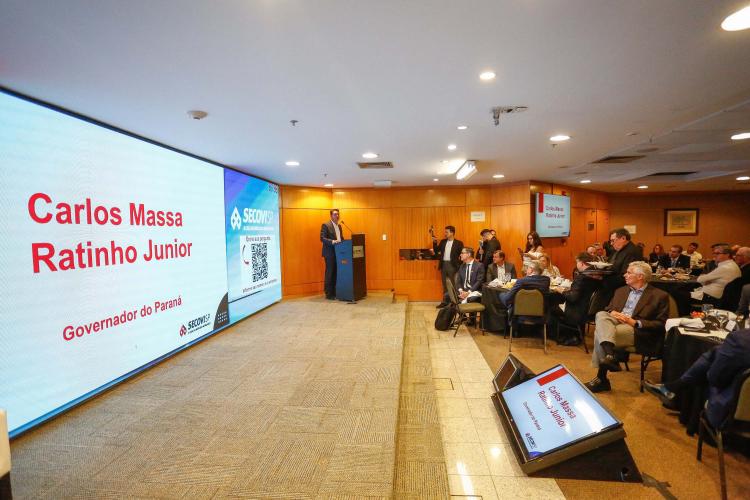 Em São Paulo, governador apresenta programa habitacional do Estado e bons números da economia