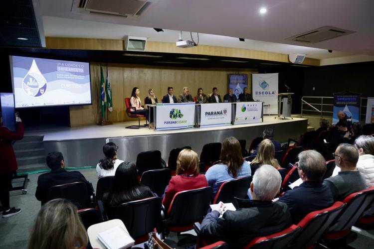Ciclo de Oficinas sobre Saneamento e Regulação no Paraná inicia em Curitiba
