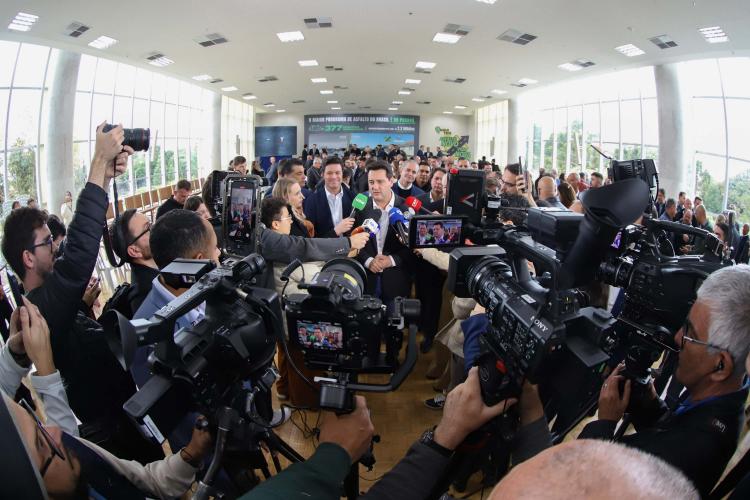 Estado amplia Asfalto Novo, Vida Nova para Municípios com cerca de 100 mil habitantes