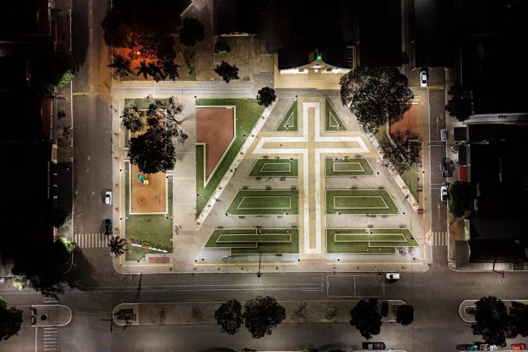 Troca de luminárias tradicionais por LED promove economia de 30% para os municípios