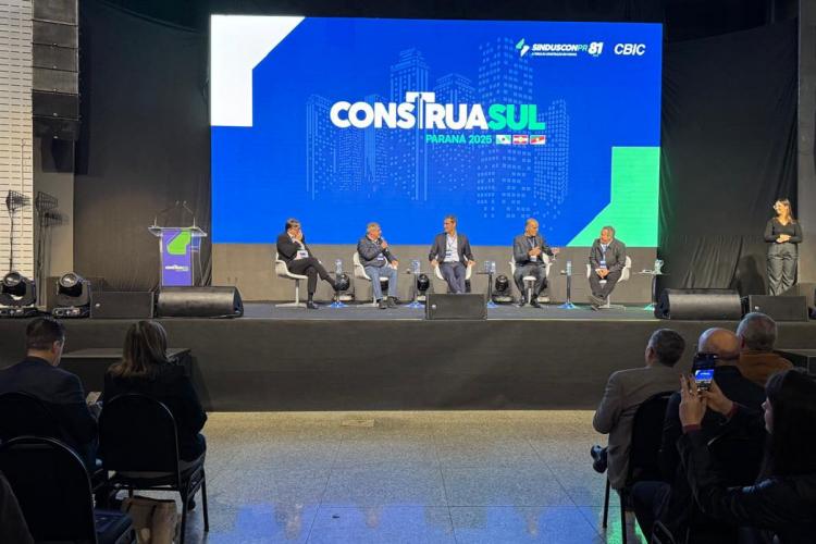 presidente da Cohapar destaca papel da moradia para a dignidade