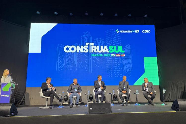 presidente da Cohapar destaca papel da moradia para a dignidade