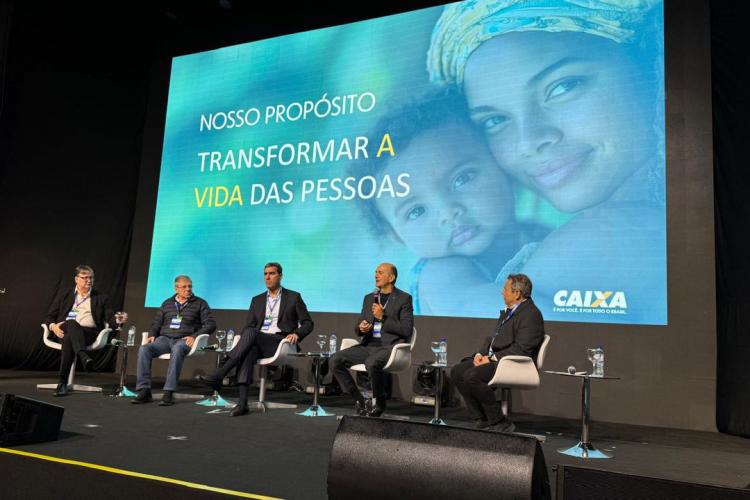 presidente da Cohapar destaca papel da moradia para a dignidade