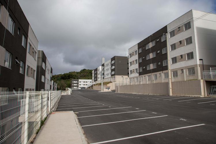 Por meio do Casa Fácil, 368 famílias de Campo Largo recebem imóveis próprios