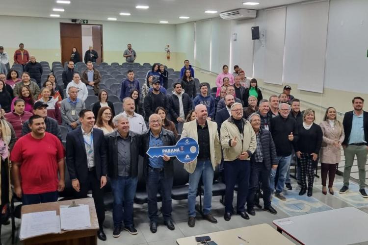 Dois empreendimentos com subsídios do Casa Fácil Paraná são entregues em Santa Fé