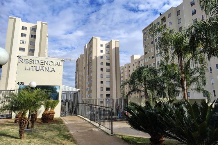 Novos moradores de residencial de Londrina comemoram ajuda do Estado para comprar imóvel