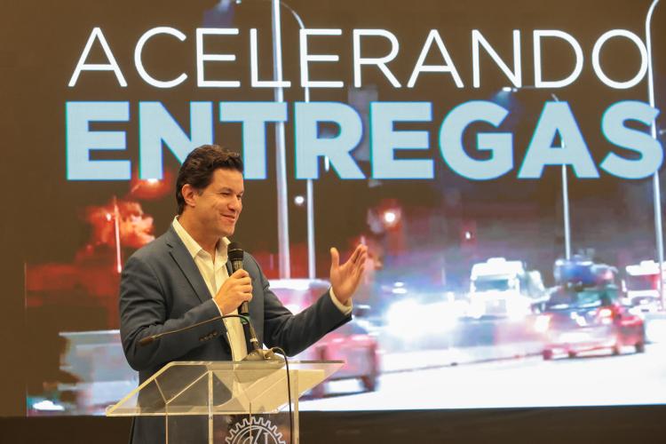 Estado investirá R$ 977 milhões em programa de pavimentação em ruas com pedras irregulares