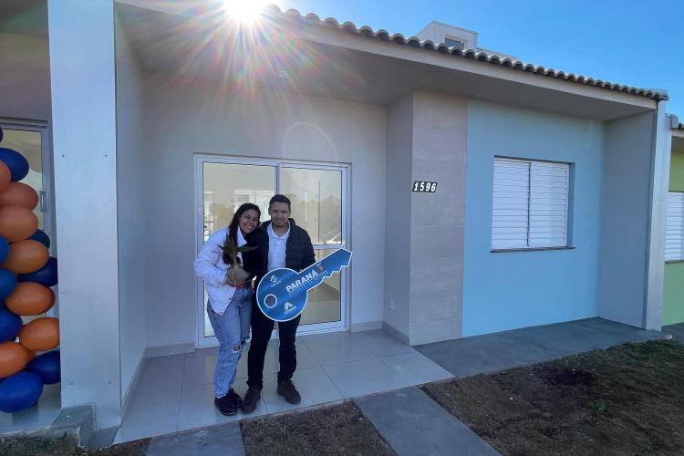 47 famílias de Campo Mourão conquistam a casa própria com apoio do Estado