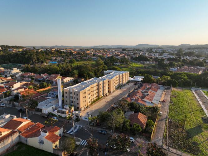 Governador entrega Condomínio com 88 apartamentos em Santo Antônio da Platina