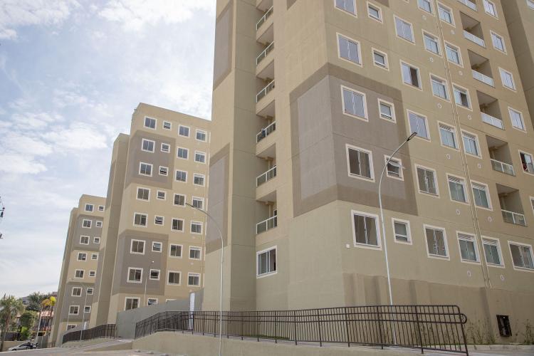 Com apoio do Estado, 256 famílias recebem chaves da Casa Própria em Curitiba