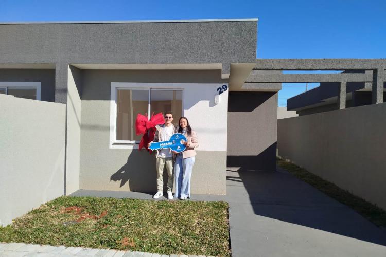 Com ajuda do Casa Fácil, COHAPAR entrega o Residencial com 40 moradias em Ponta Grossa