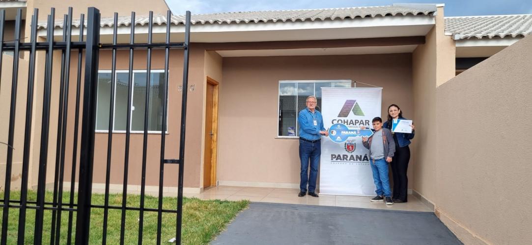 Estado investe R$ 1,3 milhão e entrega mais 68 moradias em Paiçandu