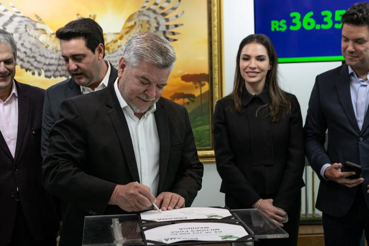 Estado libera R$ 257 milhões para Pavimentação de Maringá, Apucarana, Arapongas, Cascavel e Paranaguá