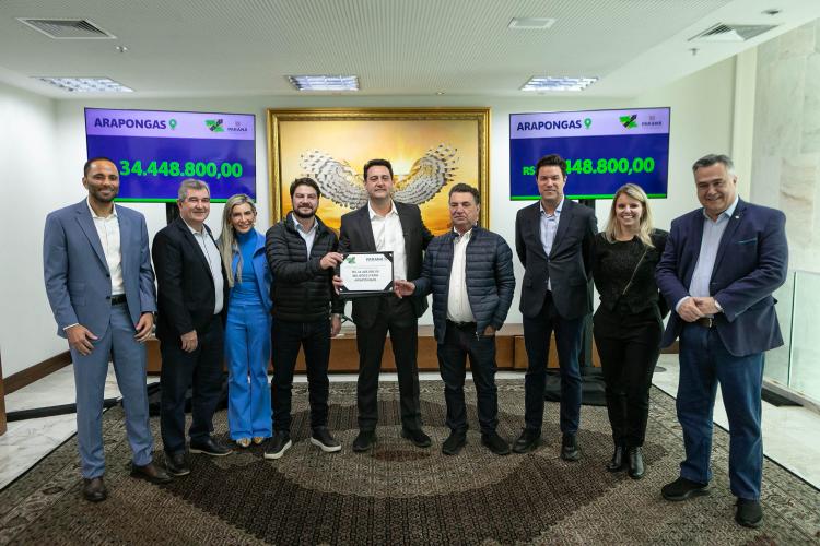 Estado libera R$ 257 milhões para Pavimentação de Maringá, Apucarana, Arapongas, Cascavel e Paranaguá