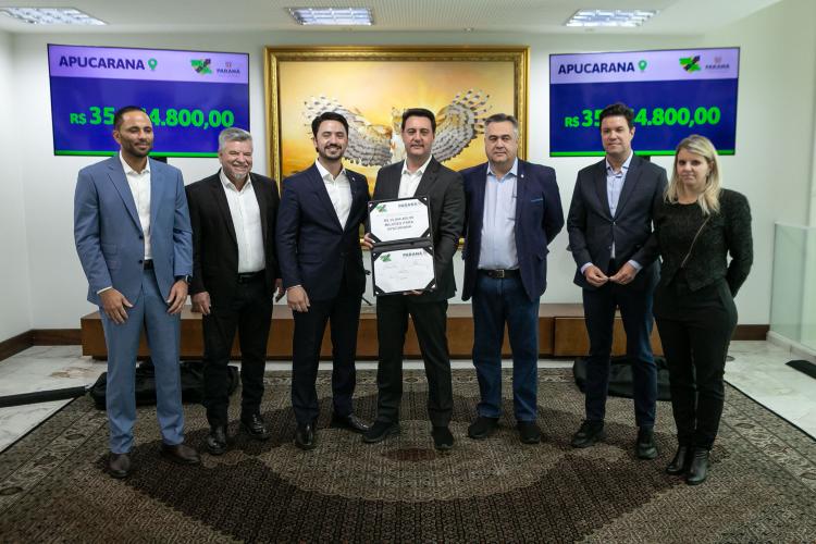 Estado libera R$ 257 milhões para Pavimentação de Maringá, Apucarana, Arapongas, Cascavel e Paranaguá