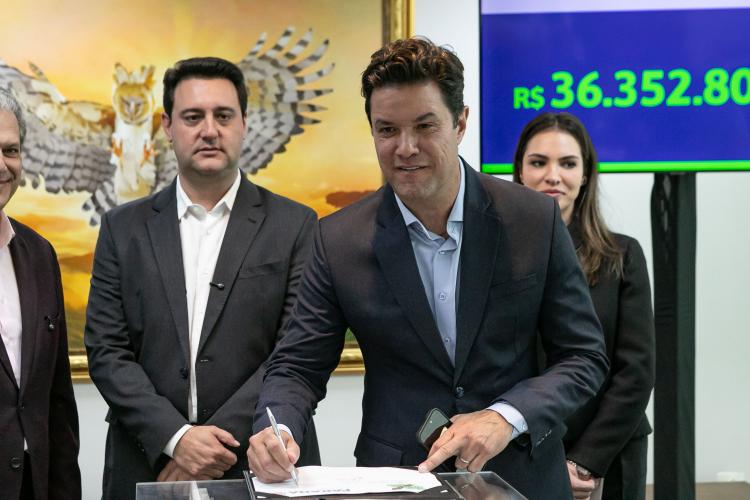 Estado libera R$ 257 milhões para Pavimentação de Maringá, Apucarana, Arapongas, Cascavel e Paranaguá