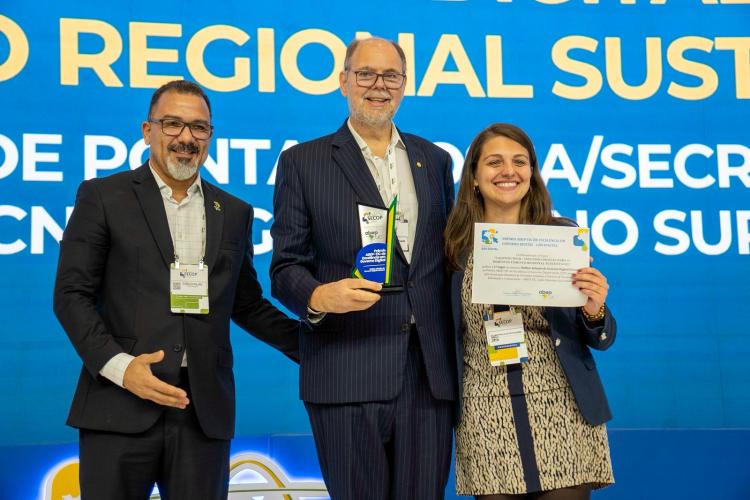 Talento Tech e Ecossistema Digital: Paraná conquista Prêmios Nacionais de Tecnologia