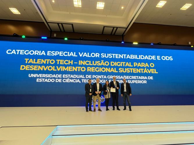 Talento Tech e Ecossistema Digital: Paraná conquista Prêmios Nacionais de Tecnologia