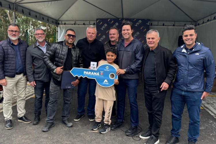 Programa Casa Fácil Paraná: residencial com 255 unidades é entregue em Araucária