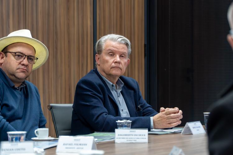 Governo apresenta projeto para Revitalização da Orla Histórica de Guaratuba ao Município