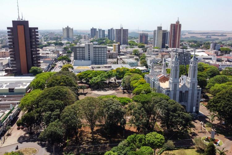 Com Curitiba em 5º, Paraná tem 13 das 100 cidades mais competitivas do Brasil