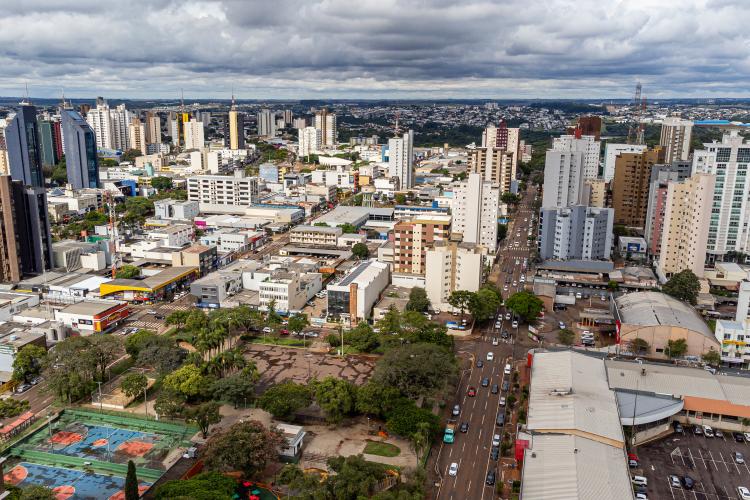 Com Curitiba em 5º, Paraná tem 13 das 100 cidades mais competitivas do Brasil
