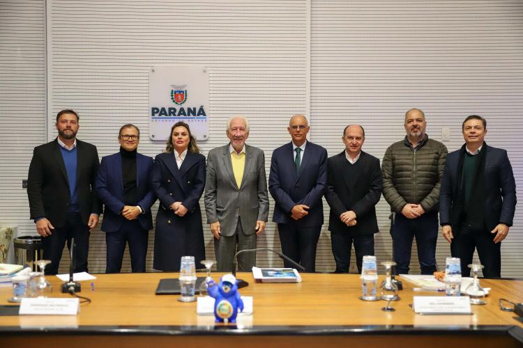 Piana destaca diferenciais do Paraná para a Agência Francesa de Desenvolvimento